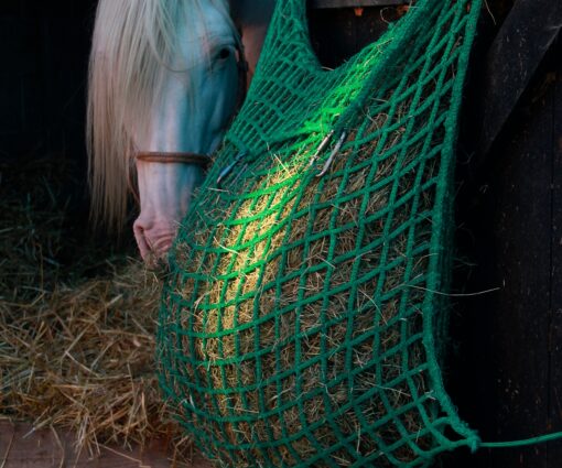 red para heno slow feeding box one 45 equinae 1